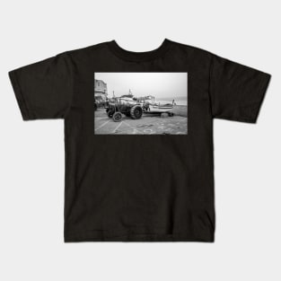 Traditional crab fishing boat on Cromer beach on the North Norfolk coast Kids T-Shirt